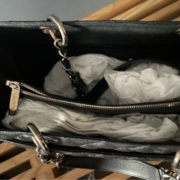 Chanel grand shopper silver chain - Picture 2 of 4